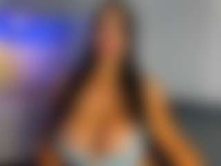 VALERY DUGLASS's Live Sex Cam Show