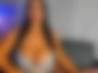 VALERY DUGLASS's Live Sex Cam Show