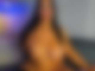 VALERY DUGLASS's Live Sex Cam Show