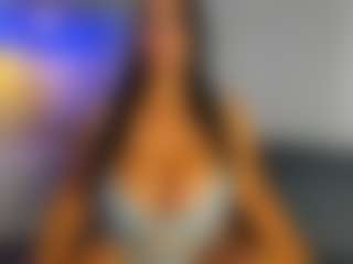 VALERY DUGLASS's Live Sex Cam Show