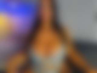 VALERY DUGLASS's Live Sex Cam Show