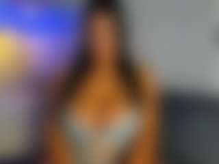 VALERY DUGLASS's Live Sex Cam Show