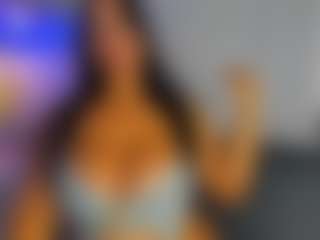VALERY DUGLASS's Live Sex Cam Show