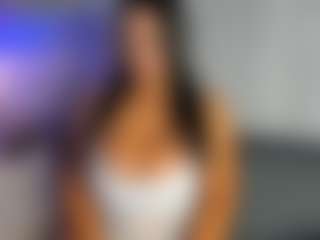 VALERY DUGLASS's Live Sex Cam Show