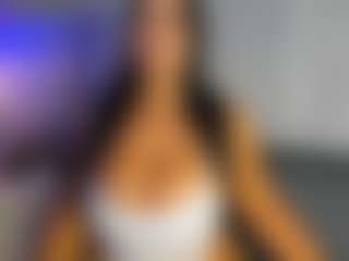 VALERY DUGLASS's Live Sex Cam Show