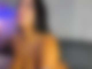 VALERY DUGLASS's Live Sex Cam Show