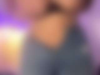 VALERY DUGLASS's Live Sex Cam Show