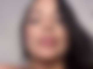 VALERY DUGLASS's Live Sex Cam Show