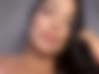 VALERY DUGLASS's Live Sex Cam Show