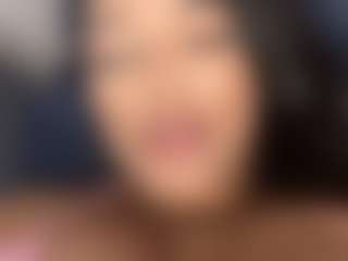 VALERY DUGLASS's Live Sex Cam Show