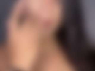 VALERY DUGLASS's Live Sex Cam Show