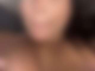 VALERY DUGLASS's Live Sex Cam Show