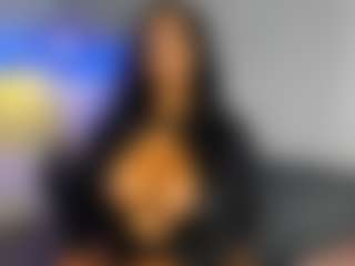 VALERY DUGLASS's Live Sex Cam Show