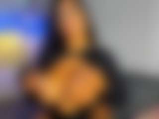VALERY DUGLASS's Live Sex Cam Show
