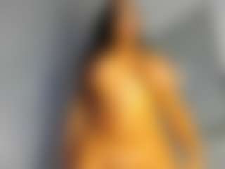 VALERY DUGLASS's Live Sex Cam Show