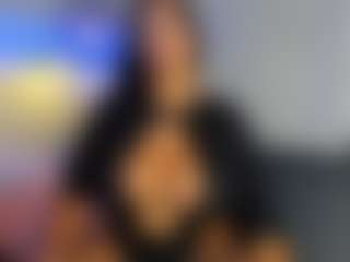 VALERY DUGLASS's Live Sex Cam Show