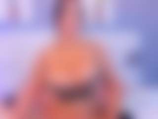 VALERY DUGLASS's Live Sex Cam Show