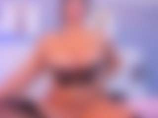 VALERY DUGLASS's Live Sex Cam Show