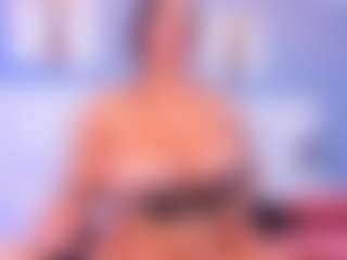 VALERY DUGLASS's Live Sex Cam Show