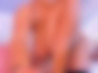 VALERY DUGLASS's Live Sex Cam Show