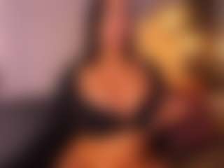 VALERY DUGLASS's Live Sex Cam Show