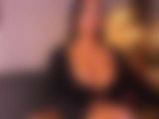 VALERY DUGLASS's Live Sex Cam Show