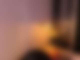 Live cam show with VALERY DUGLASS - Public on Camsoda