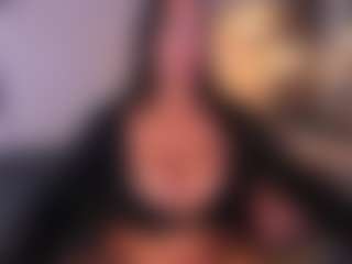 VALERY DUGLASS's Live Sex Cam Show
