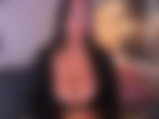VALERY DUGLASS's Live Sex Cam Show
