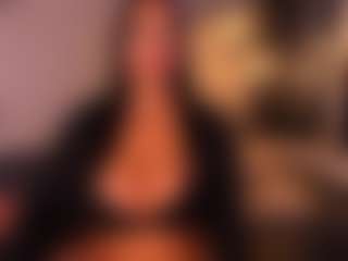 VALERY DUGLASS's Live Sex Cam Show