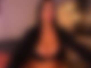 VALERY DUGLASS's Live Sex Cam Show