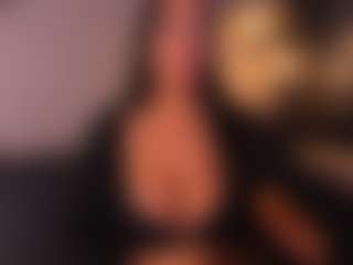Live cam show with VALERY DUGLASS - Natural on Camming Site