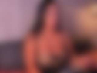 VALERY DUGLASS's Live Sex Cam Show