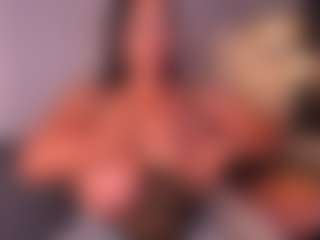 VALERY DUGLASS's Live Sex Cam Show