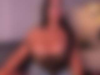 VALERY DUGLASS's Live Sex Cam Show
