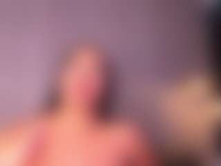 VALERY DUGLASS's Live Sex Cam Show