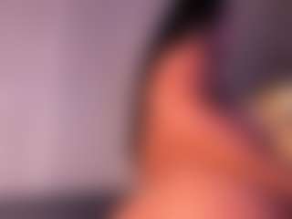 VALERY DUGLASS's Live Sex Cam Show
