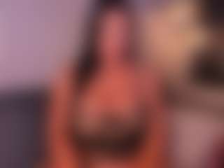VALERY DUGLASS's Live Sex Cam Show