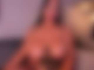 VALERY DUGLASS's Live Sex Cam Show