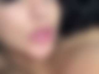 VALERY DUGLASS's Live Sex Cam Show