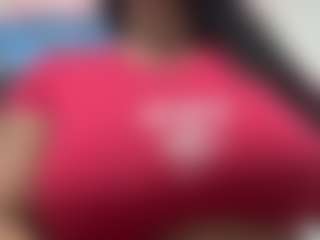 VALERY DUGLASS's Live Sex Cam Show