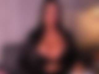 VALERY DUGLASS's Live Sex Cam Show