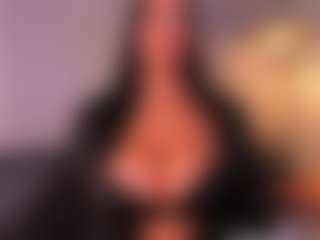 VALERY DUGLASS's Live Sex Cam Show