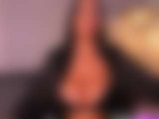 VALERY DUGLASS's Live Sex Cam Show