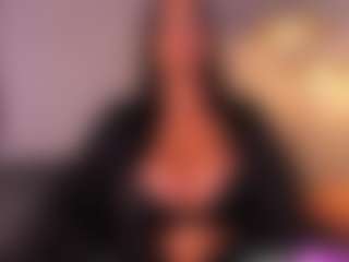 VALERY DUGLASS's Live Sex Cam Show