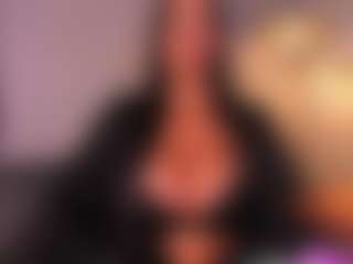 VALERY DUGLASS's Live Sex Cam Show