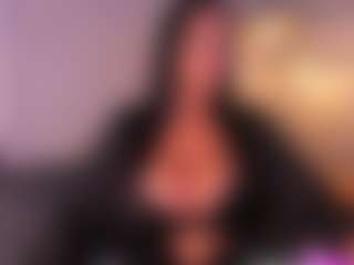 VALERY DUGLASS's Live Sex Cam Show
