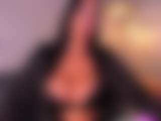 VALERY DUGLASS's Live Sex Cam Show