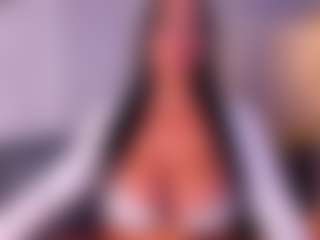 VALERY DUGLASS's Live Sex Cam Show