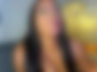 VALERY DUGLASS's Live Sex Cam Show
